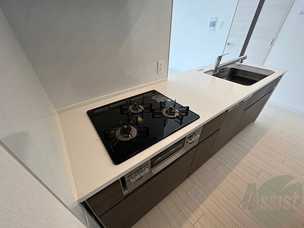 画像5:こちらはキッチン。調理スペースもあり使いやすそうです。