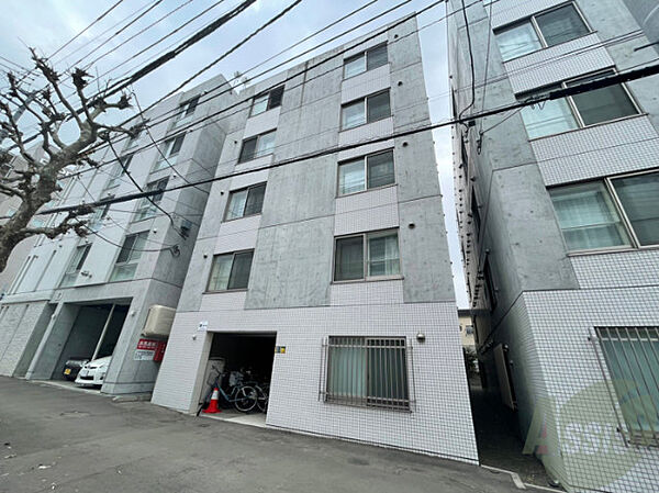 北海道札幌市中央区北五条西17丁目(賃貸マンション1LDK・4階・39.00㎡)の写真 その1