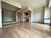 明るいお部屋は気持ちよく過ごせそうですね。