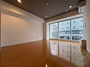 広くてキレイなお部屋が広がっていて、充実した生活が送れそう。
