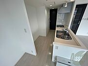 キッチンはスペースも広々していて使いやすそうですよ！