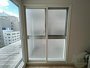 大きな窓がありますので風通しが良さそう。