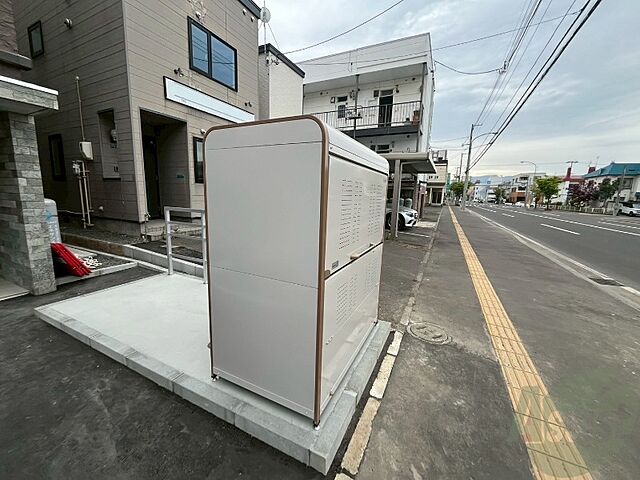 その他