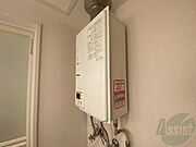 給湯器は簡単操作で温度調整ができますよ。
