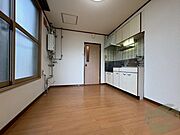 リビングを別角度から撮ってみました。家具の配置もしやすそう。