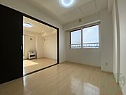 日当たりが良くて心地よく過ごせそうなお部屋です。