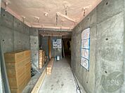 前面道路、建物周り等