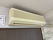 エアコンもあり暑い夏もこれで快適ですよ～