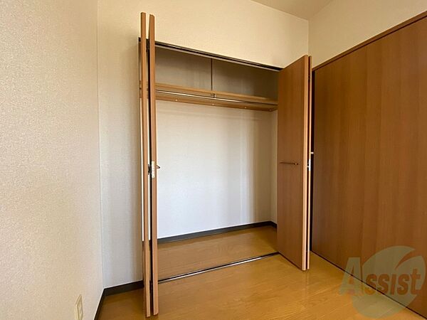 画像13:収納もバッチリあるのでお部屋が片付きますよ！