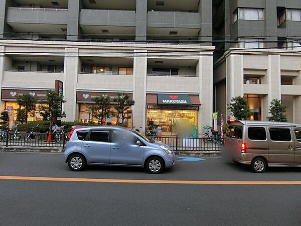 画像19:スーパーマルヤス茨木駅前店 徒歩18分。徒歩15分。 1430m