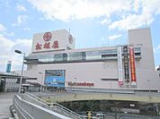 松坂屋高槻店 徒歩6分。 430m