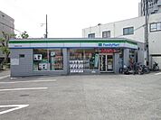 ファミリーマート南吹田五丁目店 徒歩4分。 320m