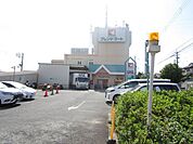 フレンドマート　高槻美しが丘店 徒歩5分。 370m