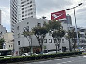 大阪ダイハツ販売本社 徒歩6分。 430m