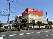 関西スーパー瑞光店 徒歩10分。 760m