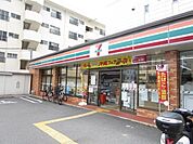 セブンイレブン吹田南金田1丁目店 徒歩3分。 190m