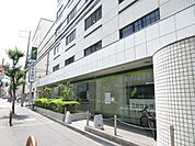 三井住友銀行江坂支店 徒歩18分。 1380m