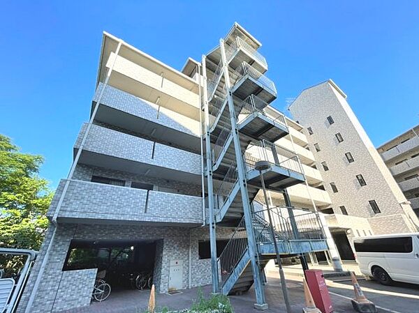 ウィステリア千里 ｜大阪府豊中市上新田1丁目(賃貸マンション3LDK・3階・66.92㎡)の写真 その1