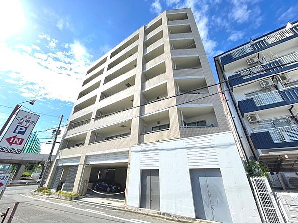 スティング ｜大阪府吹田市江坂町5丁目(賃貸マンション2LDK・2階・57.00㎡)の写真 その1