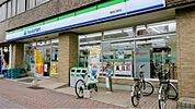 ファミリーマート 築地口駅店（325m）