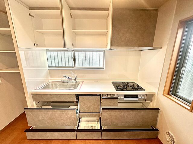 キッチン 足立区西新井6丁目