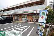 セブンイレブン横浜港南台店 徒歩4分。 300m
