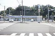 ローソン横浜戸塚深谷町店 徒歩10分。コンビニ 750m