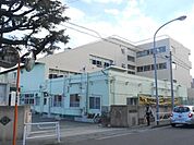 ★★磯子小学校 262m