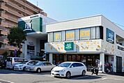 Fuji大船店 851m