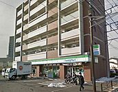 ファミリーマート辻堂神台店 287m