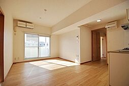 ドメサイル1−3−1 204 2階2LDKのリビング/ダイニング