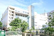イトーヨーカドー新百合ヶ丘店 徒歩8分。スーパー 600m