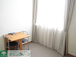 レオパレスエトワール鈴木 2階1Kのリビング/ダイニング