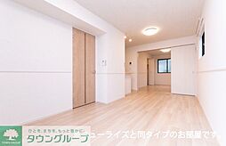 ラ・フェリーチェ 1階1LDKのリビング/ダイニング