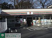 セブンイレブン熊谷市役所前店 徒歩13分。 990m