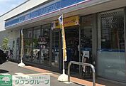 ローソン鴻巣中井店 徒歩15分。 1140m