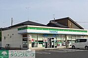 ファミリーマート熊谷拾六間店 徒歩18分。 1440m
