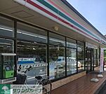 セブンイレブン加須不動岡3丁目店 徒歩6分。 460m