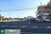 ローソン深谷上柴町西5丁目店 徒歩14分。 1070m