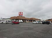 とりせん上里店 徒歩19分。 1460m