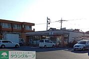 セブンイレブン行田門井町2丁目店 徒歩4分。 300m