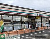 セブンイレブン鴻巣原馬室店 徒歩5分。 350m