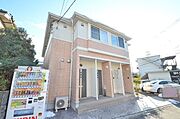 閑静な住宅街に建ってます♪