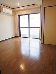 ＤＧマンション 1階ワンルームのリビング/ダイニング