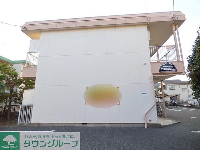 4 / 11