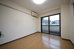 MGヒルズ 103 1階ワンルームのリビング/ダイニング