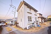 ★閑静な住宅街に位置した建物です★