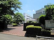 実践女子短期大学 620m
