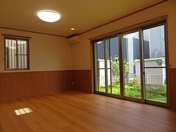 居間