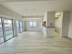 ペットと暮らせるライオンズステージ浦添弐番館 3LDKのリビング/ダイニング